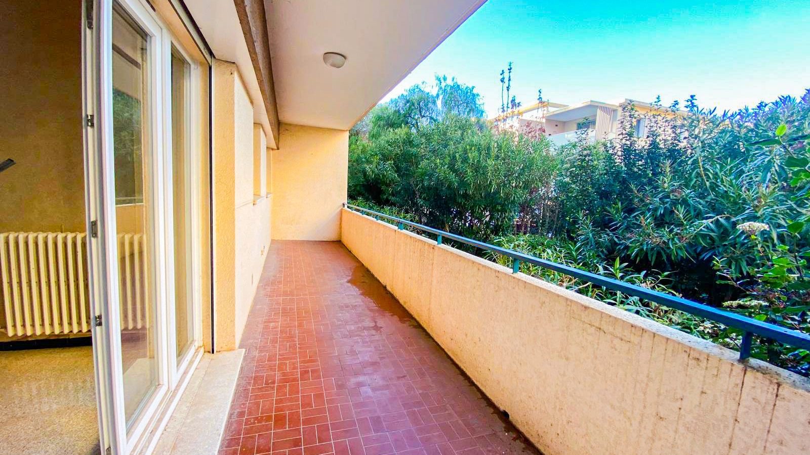 Toulon - Petit Bois : Appartement T2 avec terrasse et parkin