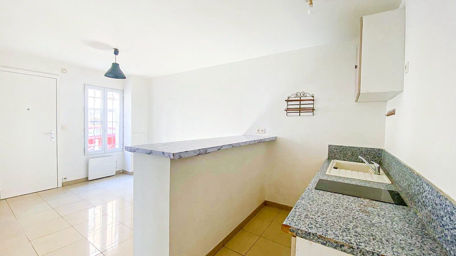 Toulon - Saint Roch : Lot de deux appartements T2